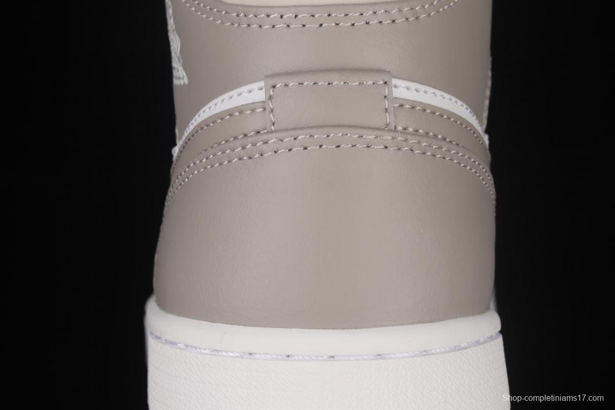 Air Jordan 1 Mid grey middle-top basketball shoes of the Central Asian Hemp College 554724-082