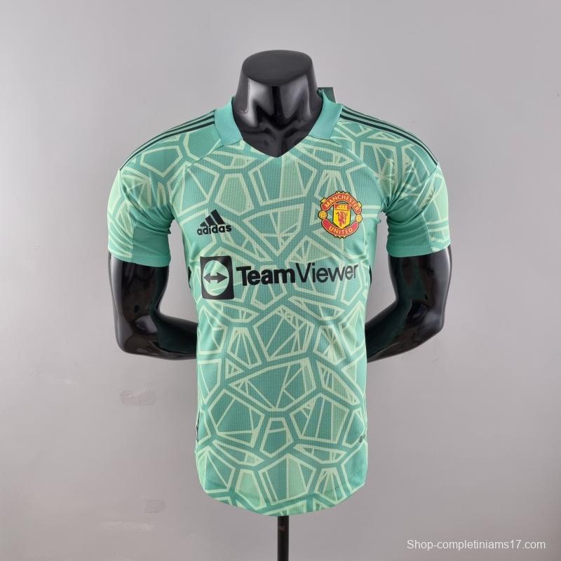 Player Version 22/23 Manchester United Green Goalkeeper