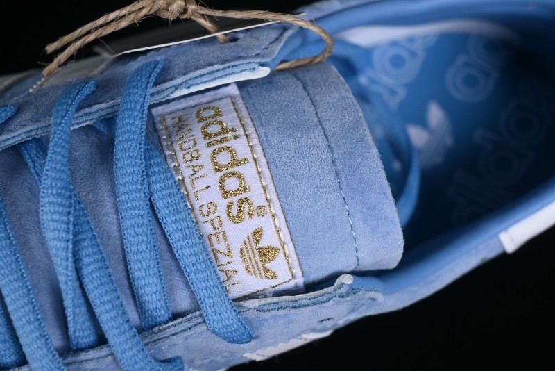 Adidas Handball Spezial Retro Casual Sneakers with Suede Upper and Gum Rubber Outsole - BD7632