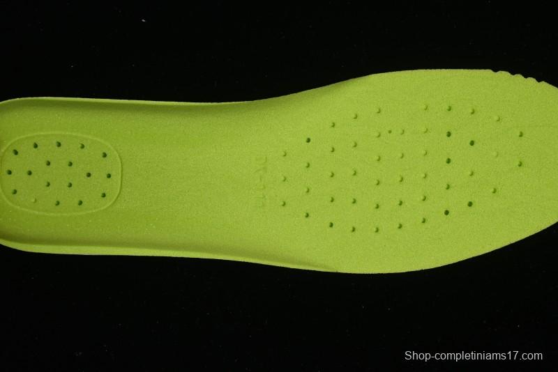 Gucci Chunky B Screener GG Sneakers Retro Style with Classic GG Canvas and Leather Trim - 9Y9209666