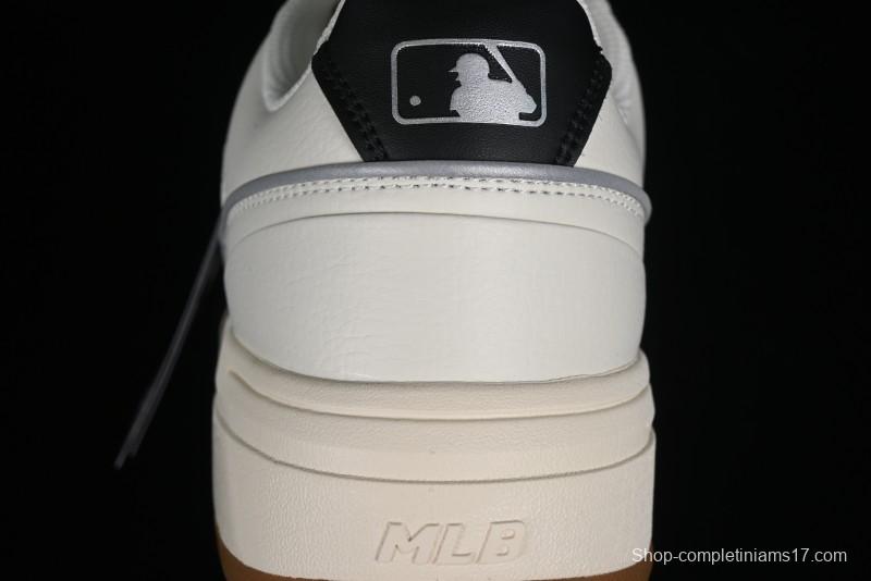 MLB Chunky Liner Basic New York Yankees Thick Sole Platform Sneakers with 6cm Height Increase - 3ASXCA12N50IVS