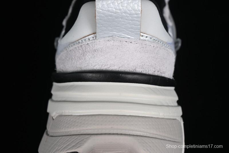 Nike Runtekk V2K Retro Low-Top Running Shoes with Cushlon Midsole and Distressed Effect - FN6703-002