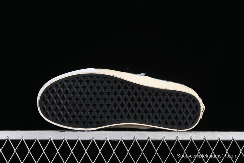 Vans TDC Tokyo Design Collective Old Skool Slip-On Premium Low-Top Casual Sneakers with 90s Retro Running Shoe Inspired Design - VN000MXHBGK