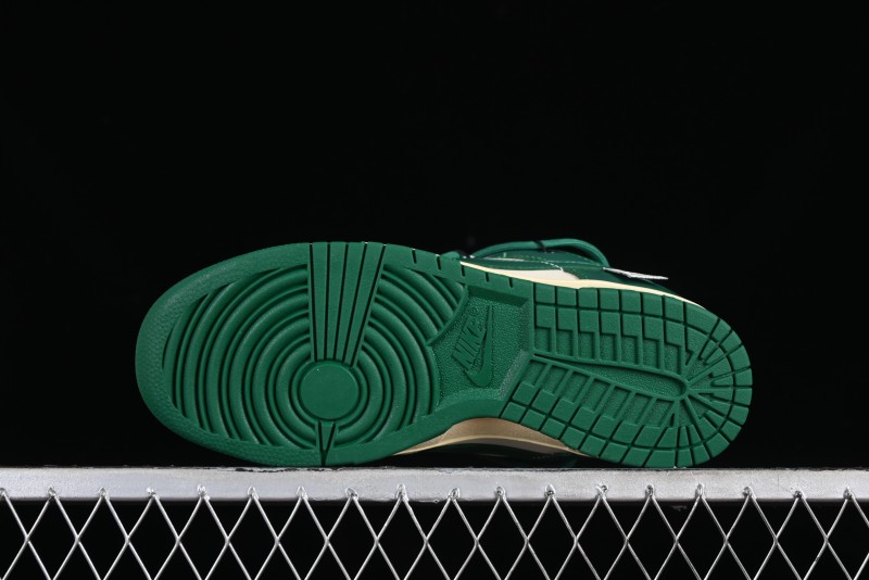 Nike Dunk Low Retro Deconstructed Style with Aged Labels SB Strap Low-Top Casual Sneakers - DD1503-112