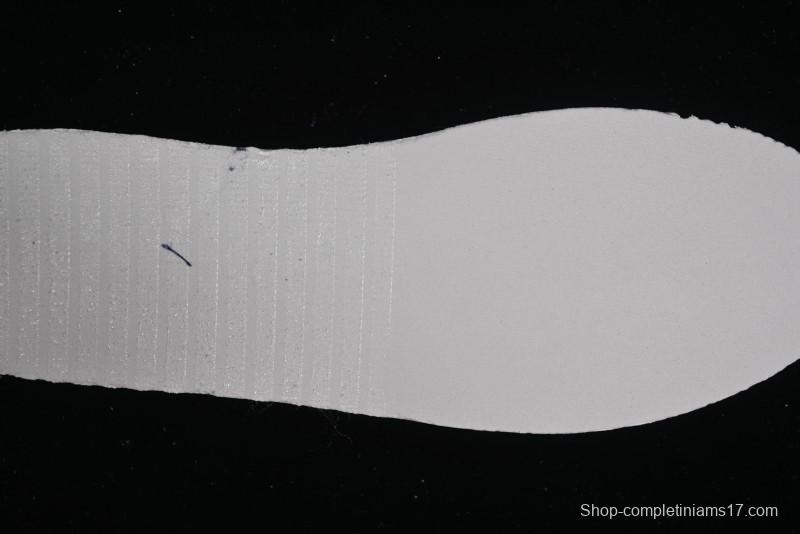 Nike SB Dunk Low Retro Skateboarding Shoes with Gorge Green and Red Swoosh Design - FV8106-361