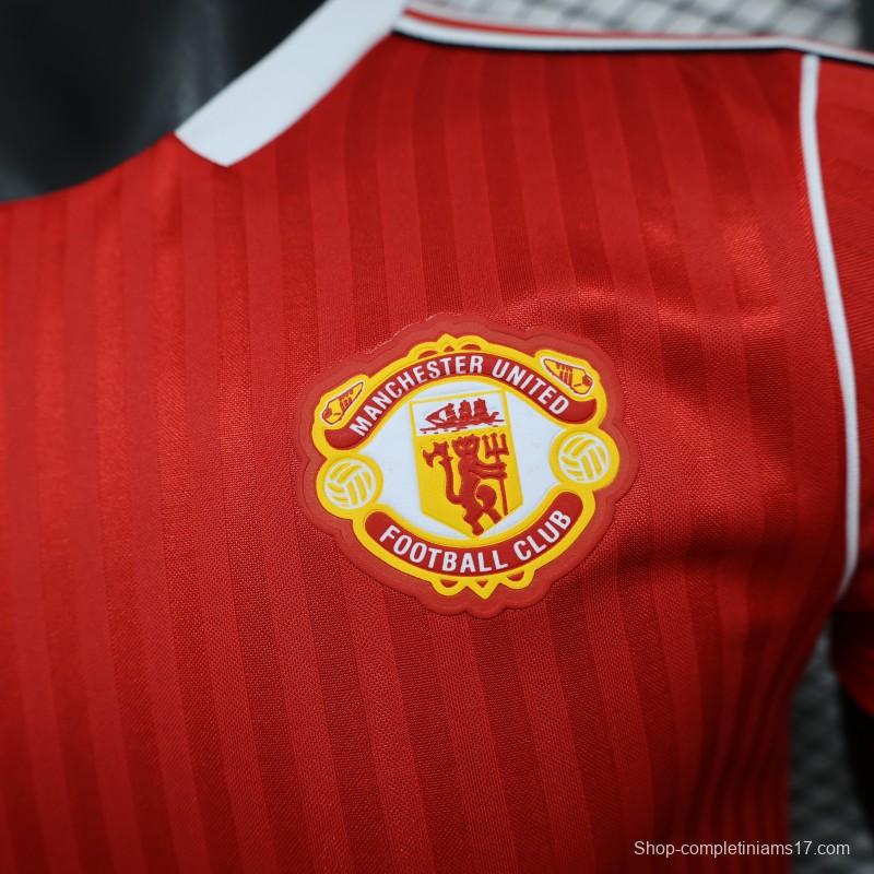 Player Version 25/26 Manchester United Icon Red Jersey