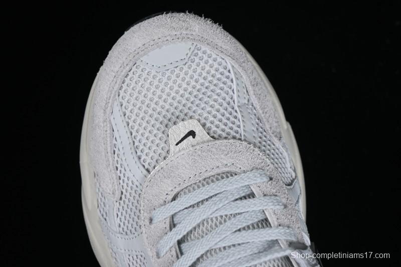 Nike Runtekk Run Retro Low-Top Running Shoes with Cushlon Midsole and Anti-Slip Design - FN6703-002