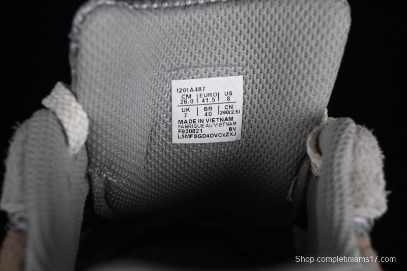 Asics Tiger GEL-1130 Low-Top Casual Running Shoes with GEL Cushioning and Outdoor Style - 1201A487-020