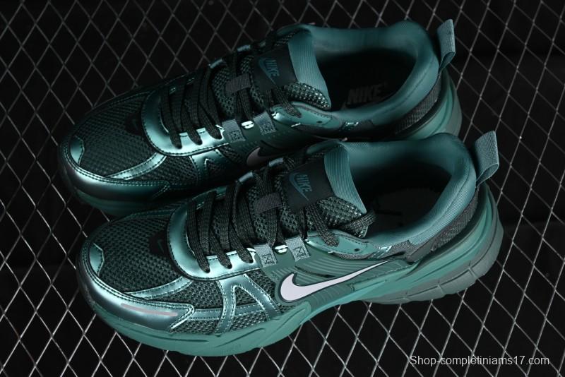 Nike V2K Runtekk 3XL Retro Low-Top Running Shoes with Shock Absorption and Anti-Slip Technology - HF5050-361