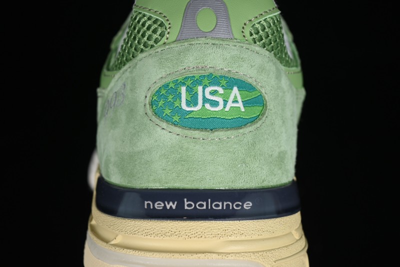 New Balance Made In USA M993 Series Classic Retro Running Shoes - U993WG