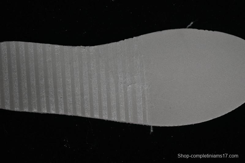 Nike SB Dunk Low Collaboration Three Swooshes Beige Black Low-Top Casual Skateboarding Shoes - NK5639-325