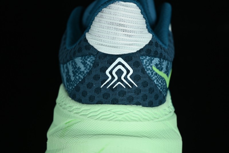 Hoka One One Challenger ATR 7 Low Trail Running Shoes with Enhanced Cushioning and Breathable Mesh - 1134498 OMLG