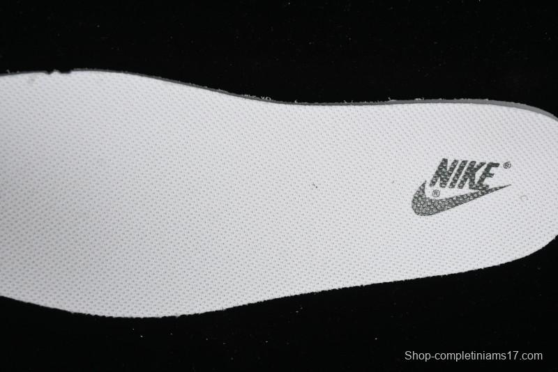 Nike SB Dunk Low Supreme Collaboration - Military Green Canvas Anniversary Custom Low-Top Casual Skate Shoes - BB6698-516