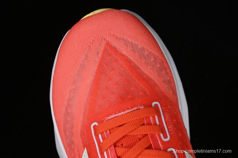 New Balance FuelCell Rebel V4 Low-Top Slip-Resistant Durable Versatile Casual Running Shoes - WFCXLR4