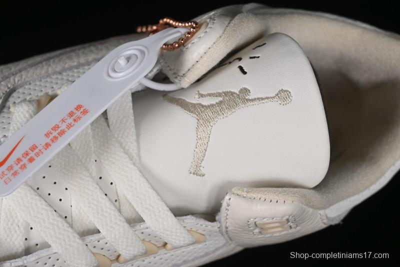 Nike Air Jordan 3 Retro Cactus Jack Collaboration High-Top Basketball Shoes with Soft Napa Leather and Visible Air Cushion - 136064-668