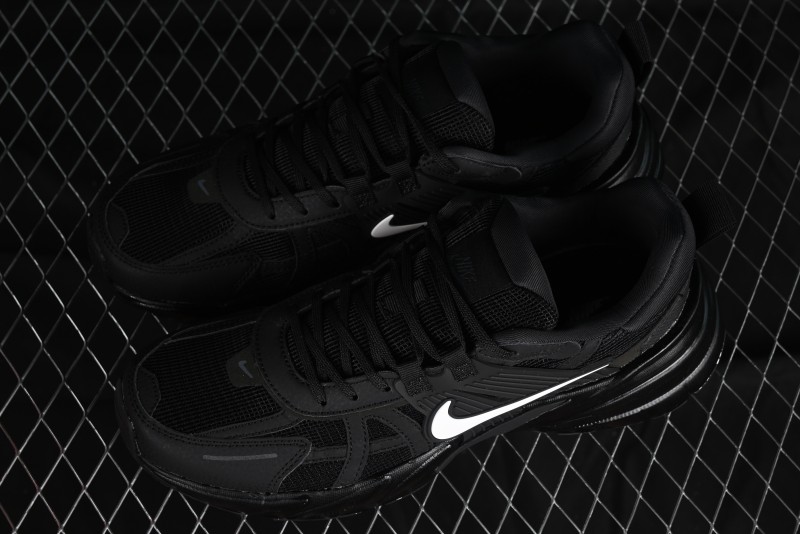 Nike Runtekk Run Retro Low-Top Running Shoes with Cushlon Midsole and Anti-Slip Design - HQ1582-001