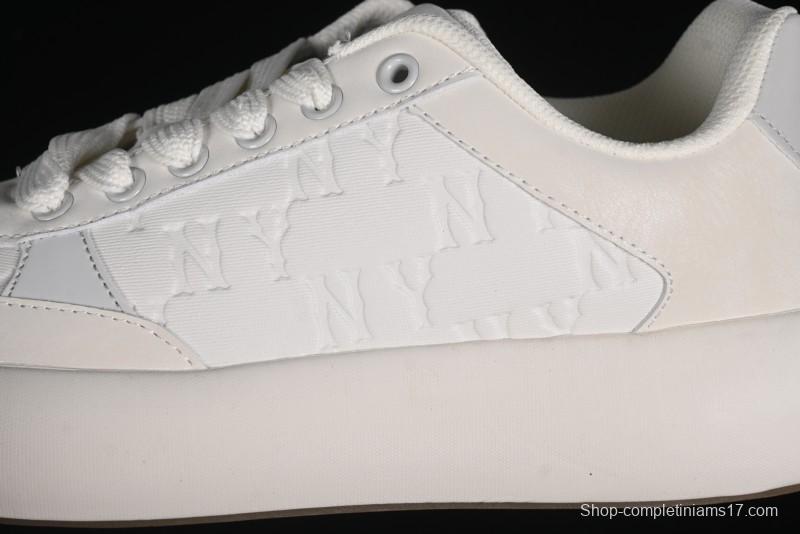 MLB Chunky Classic Base New York Yankees Lightweight Platform Casual Sneakers - 3ASXBMN4N50GRL