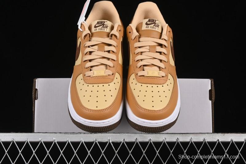 Nike Air Force 1 '07 Low Casual Sneakers with Full-Length Air Cushion - HQ3905-200