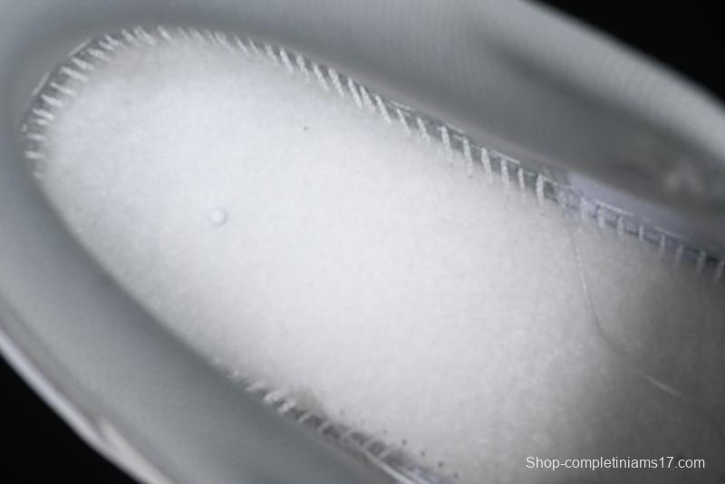 Nike Reigning Champ SB Dunk Low Casual Skate Shoes with 3M Reflective Details - RC3085-892