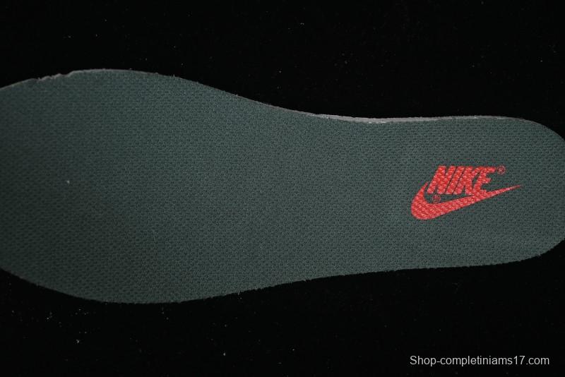 Nike SB Dunk Low UN Collaboration Year of the Snake Limited Edition Green Snake Swoosh Anniversary Custom Low-Top Casual Sneakers - DJ2024-070