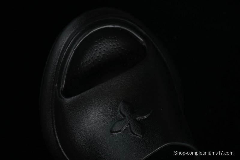 SMFK COMPASS Embossed One-Word Platform Slides - E9066
