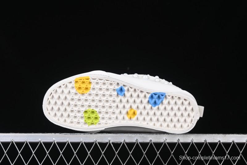 Vans Knu Skool Pearl White Chunky Sneakers with D-Ring Lacing System - VN000D22QC5