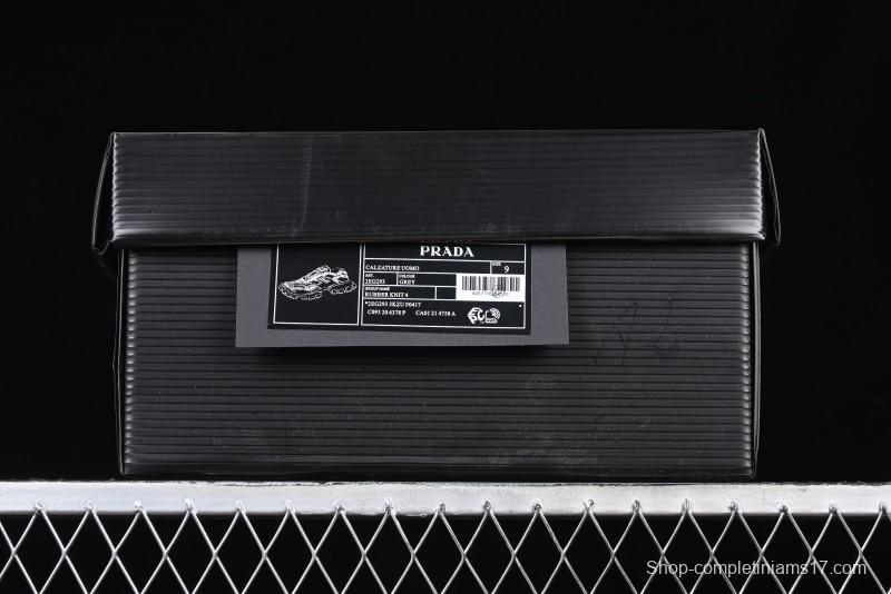 Prada Cloudbust Air Thunder Lifestyle Low-Top Sneakers with Anti-Slip and Wear-Resistant Design - 2EG293