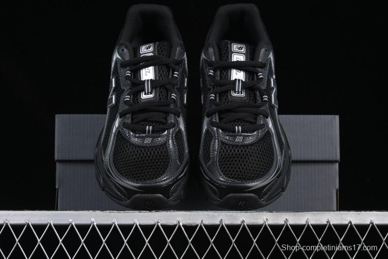 New Balance 740 Black and Silver Retro Running Sneakers for Men