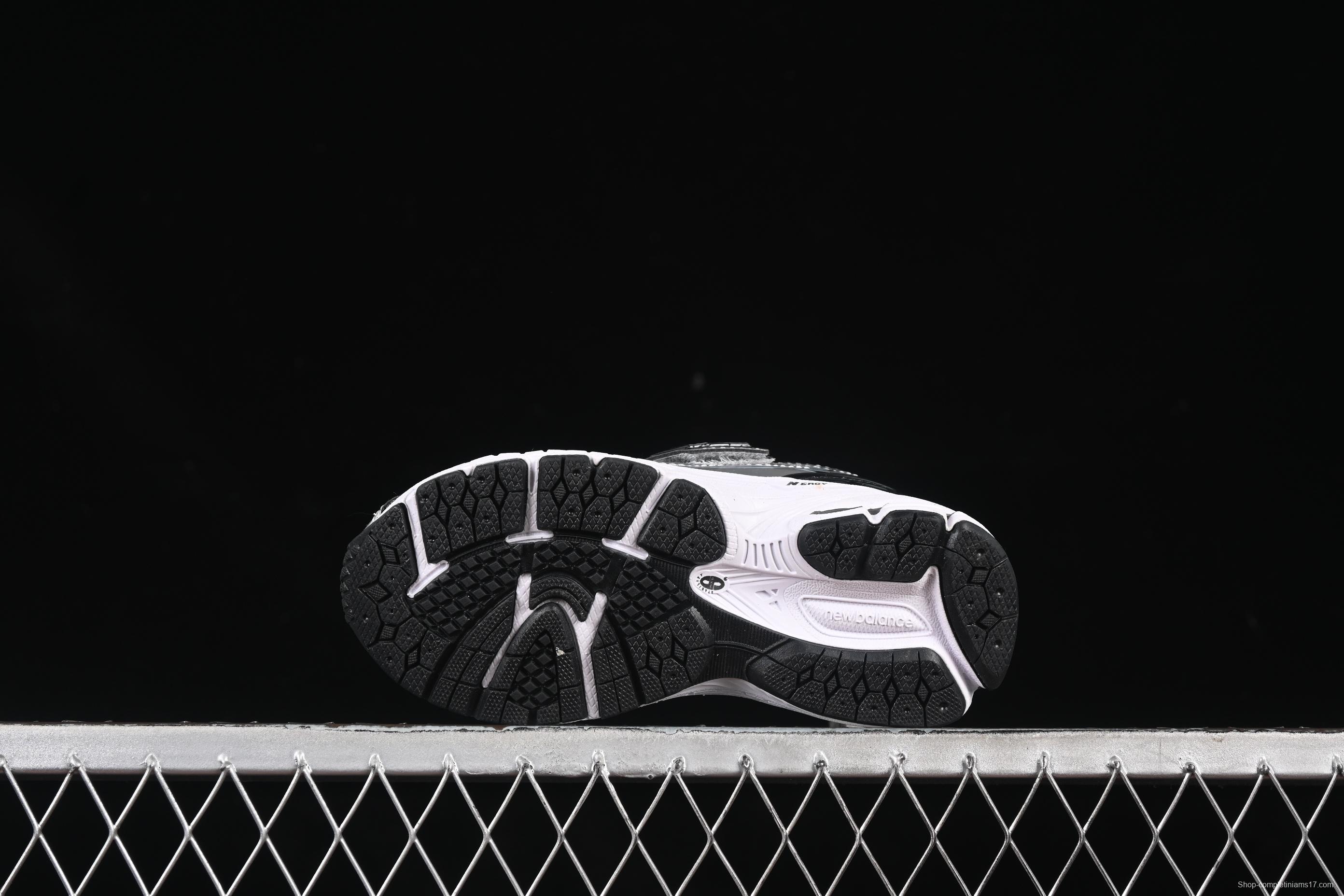 New Balance 1906R Series Kids Hook and Loop Sneakers - PV1906CG