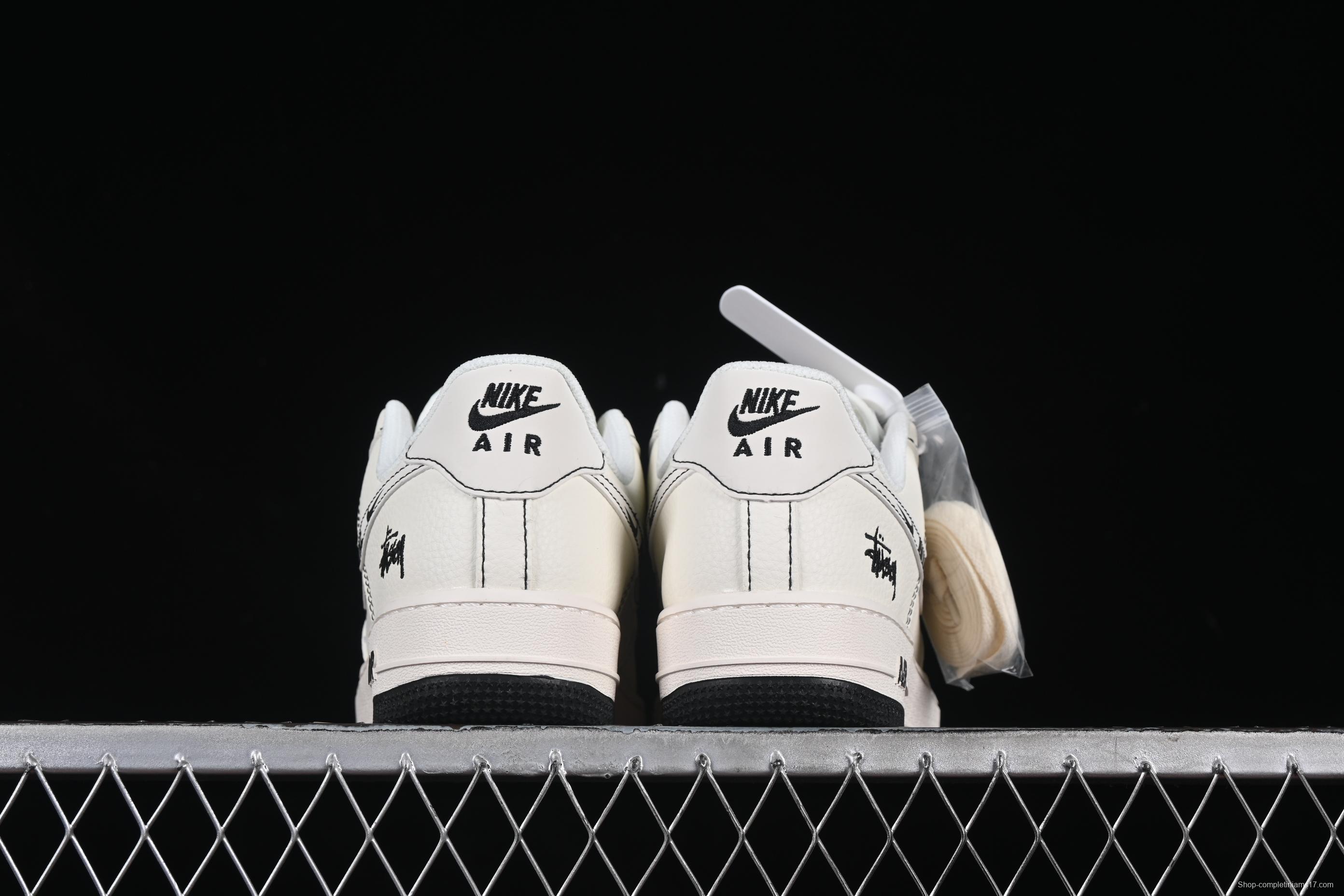 Nike Air Force 1 '07 Low Stussy Collaboration Black Swoosh Casual Sneakers - HH7518-062