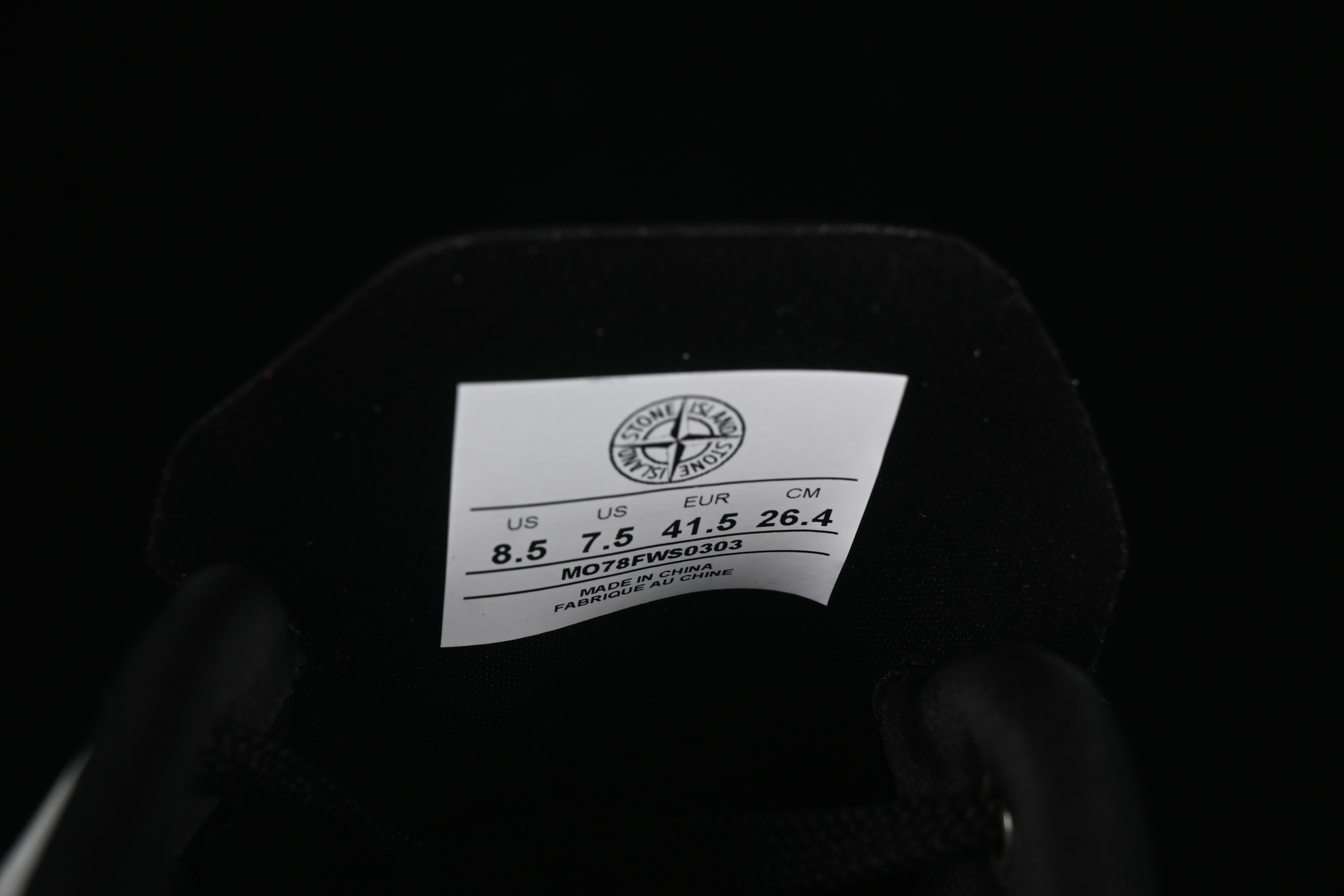 Stone Island Grime Panelled Low-Top Lifestyle Sneakers in Dark Brown - MO78FWS0303