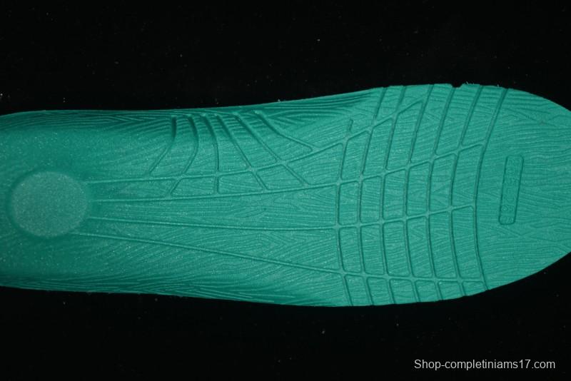 New York Yankees MLB Chunky Liner Lightweight Platform Sneakers with Hook and Loop Closure - 3ASXV015N50BLS