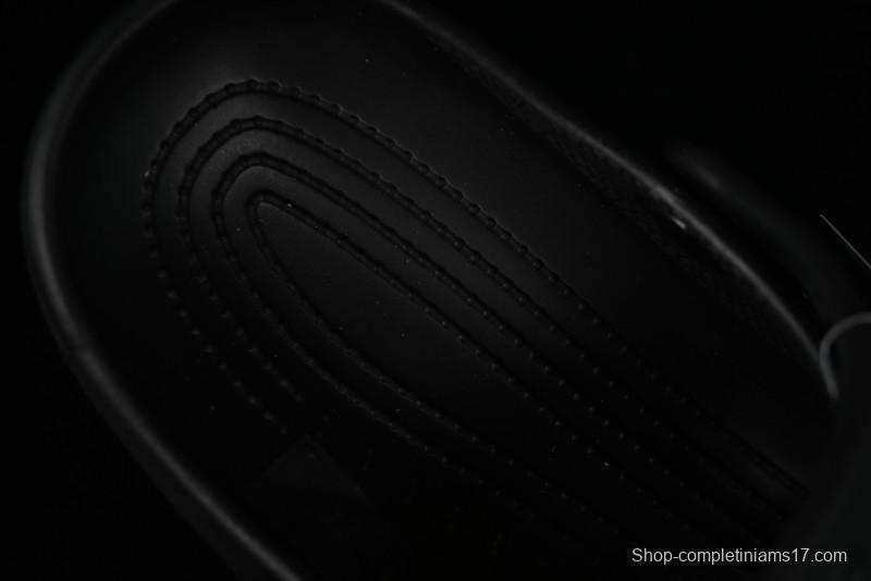 Crocs Classic Clog Two-Way Beach Sandals with Ventilation Holes - B.D4