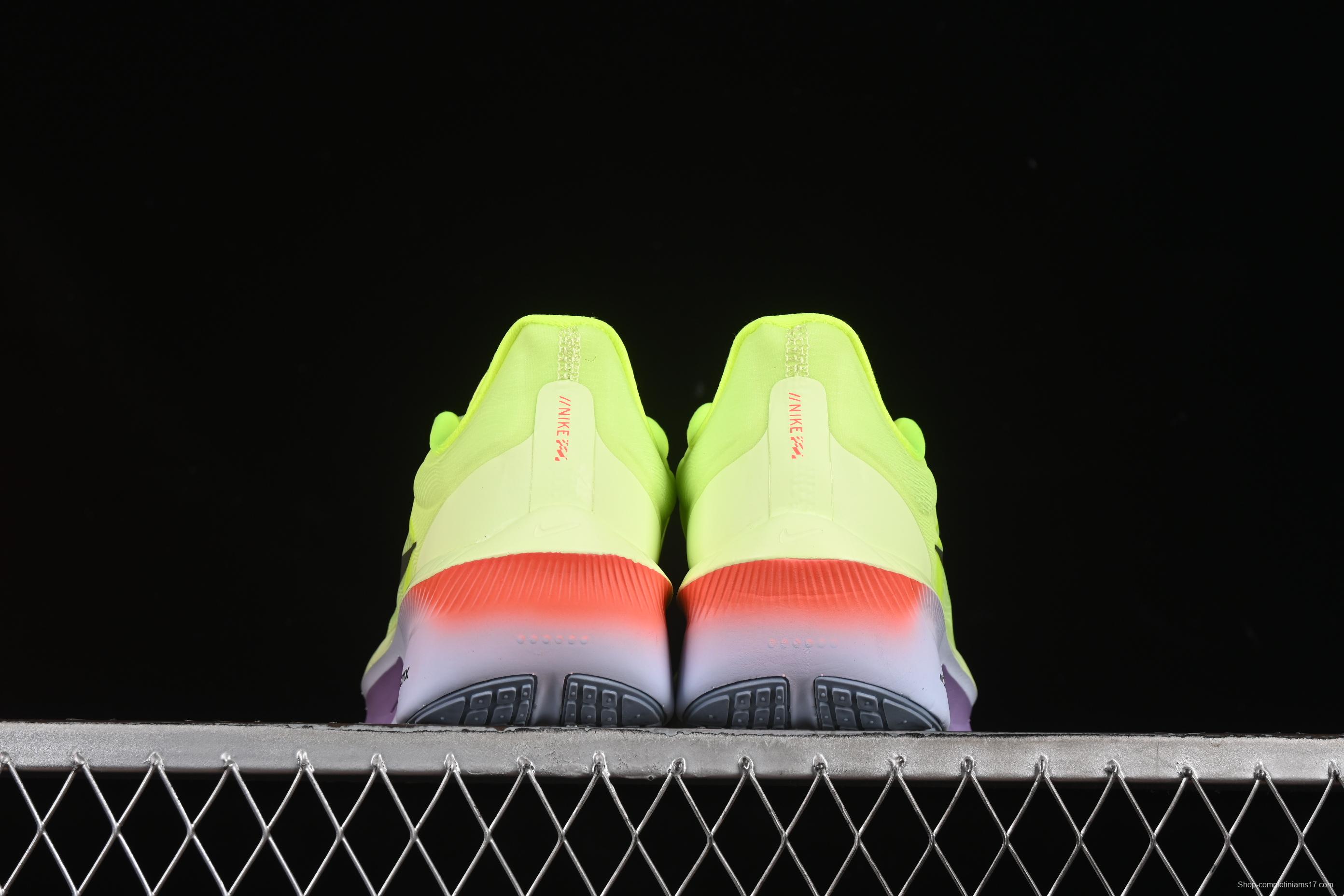 Nike Zoom Fly 6 Ultra-Bounce Lightweight Running Shoes with React Foam and Carbon Fiber Plate - FN8455-701