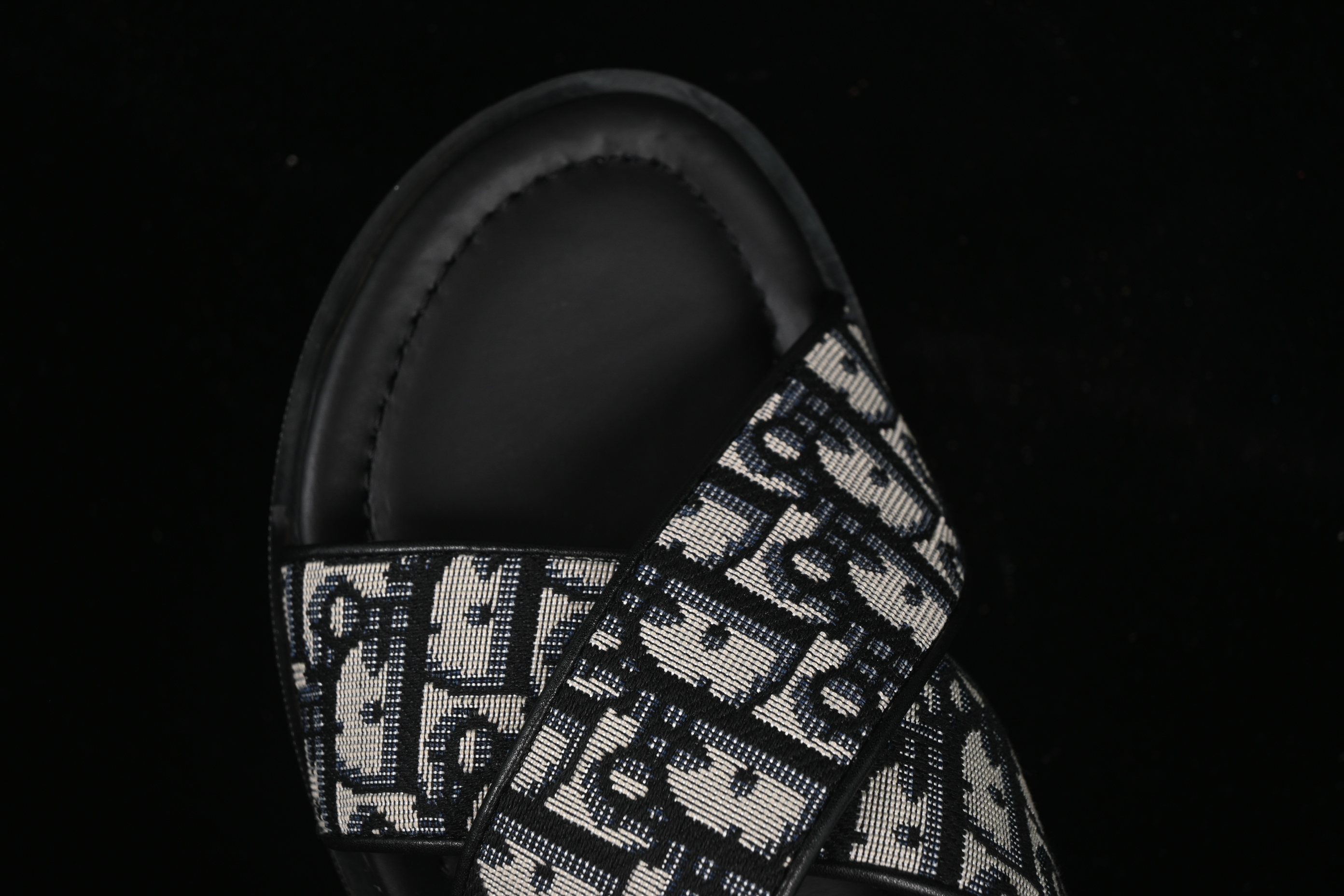 Dior Alias Oblique Summer Men's Slip-On Loafers with Cross Strap Design - 3SA126ZSA