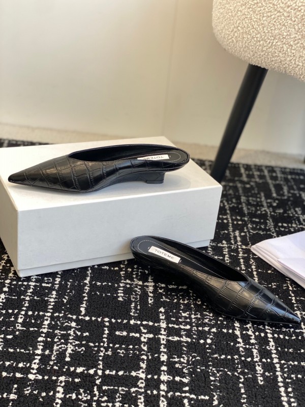 2025 Women Toteme Black Leather Mules