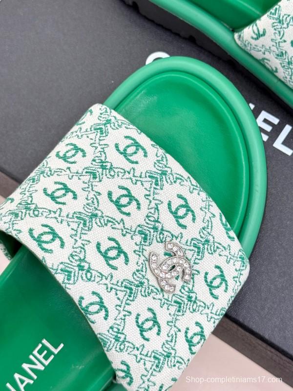 2025 Slippers Chanel Green Nylon Slippers