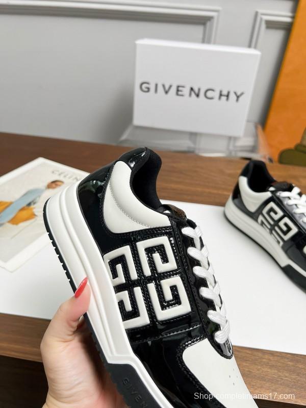 2024 Unisex Givenchy Black White Silk Calfskin Low Top Running Sneakers MJ00380