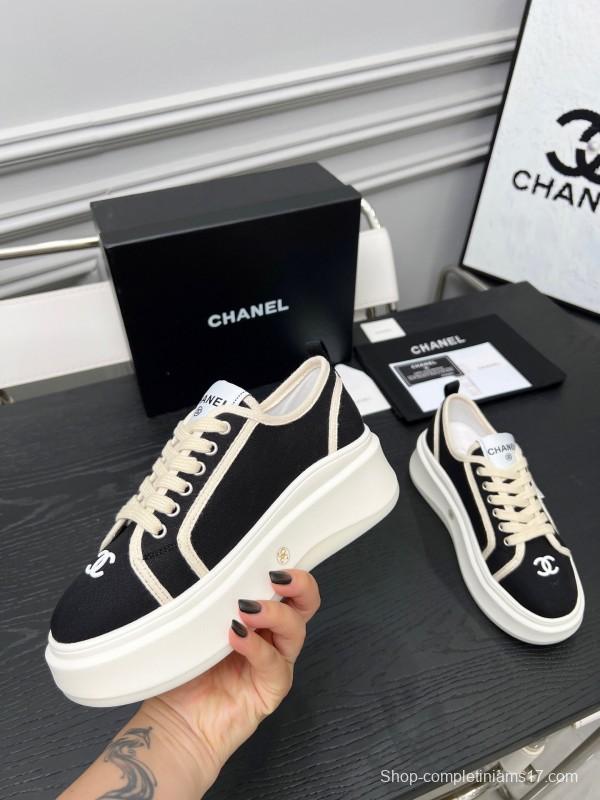 2025 Women Chanel Black White Canvas Sneakers LY00250