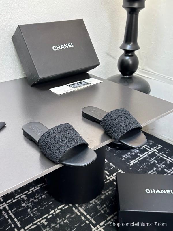 2025 Slippers CHANEL Black Fabric Slippers