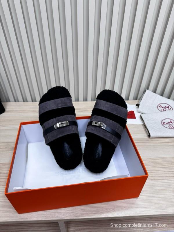 2024 Slippers Hermès Black Grey Shearling Slippers MJ00300