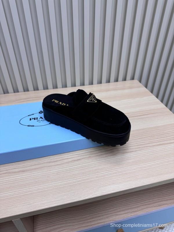 2025 Women Prada Black Suede Loafers Slip-On KFY00280