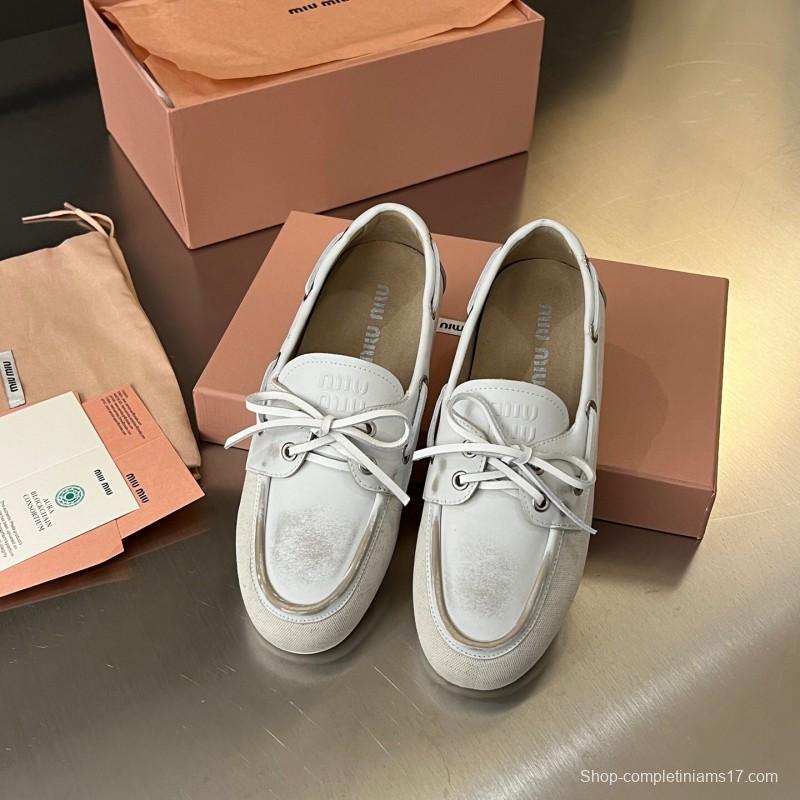 2025 Women Miu Miu White Leather Loafers LY00230