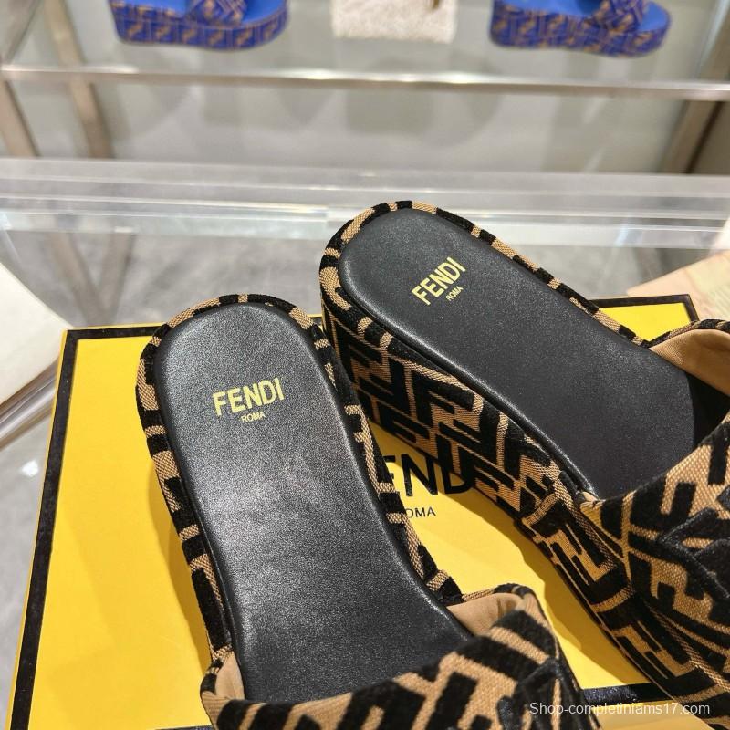 2025 Fendi Black Beige Canvas Platform Slippers
