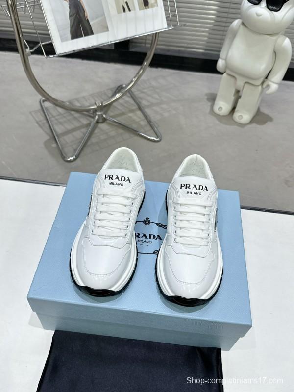 2025 Women Prada White Leather Sneakers KFY00310