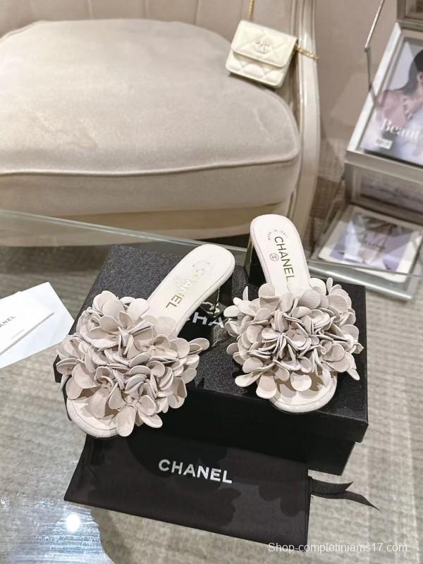 2025 Women Chanel Beige Leather Mules Floral B2032-2