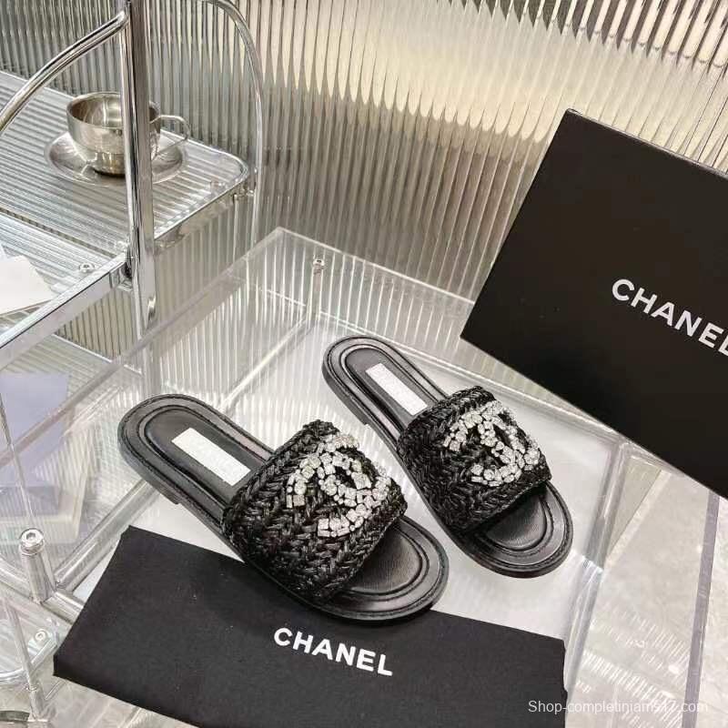 2025 Women Chanel Black Raffia Leather Slippers LY00270