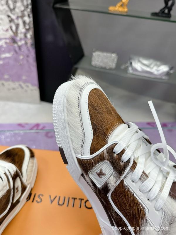 2024 Unisex Louis Vuitton Brown White Leather Calf Hair Plimsolls LV Trainer Maxi MJ00400
