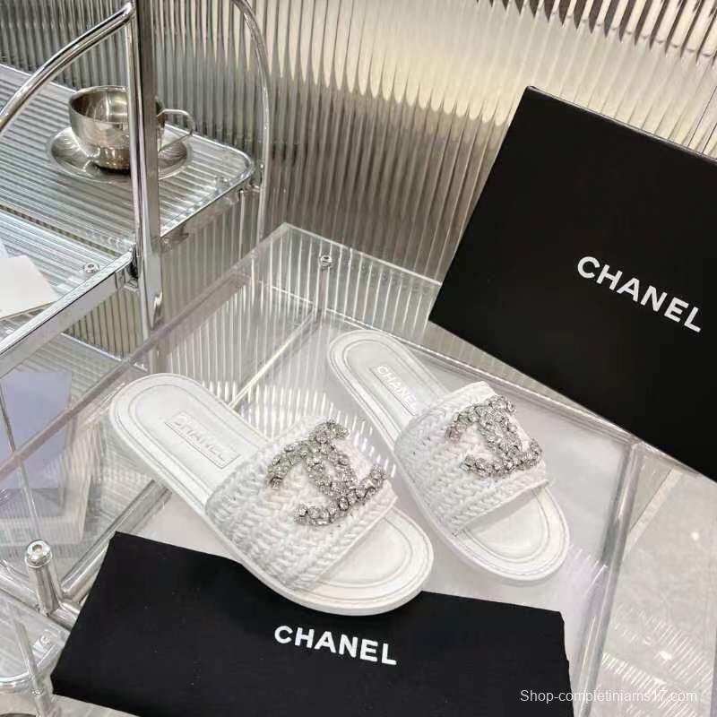2025 Slippers Chanel White Raffia Crystal LY00270