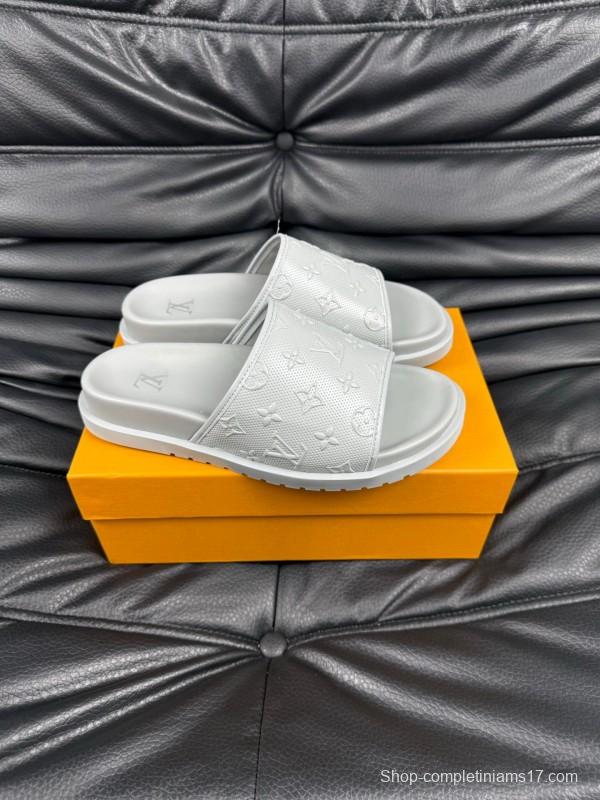 2025 Men Louis Vuitton White Leather Slippers AS00170